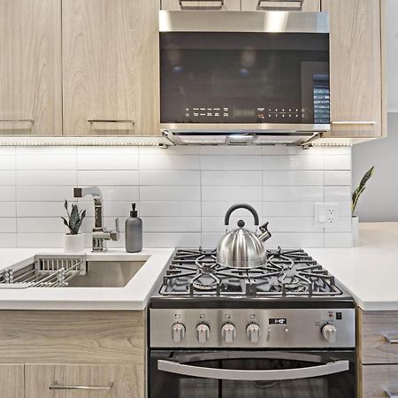 Sophisticated Studio Apartment With Modern Kitchen - Oakdale Od2 Rep ชิคาโก ภายนอก รูปภาพ
