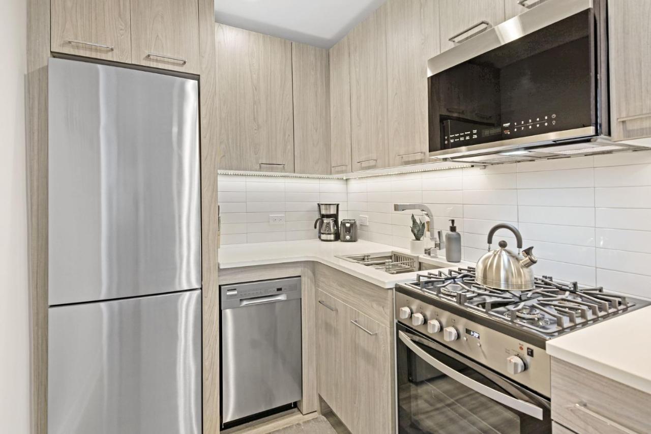 Sophisticated Studio Apartment With Modern Kitchen - Oakdale Od2 Rep ชิคาโก ภายนอก รูปภาพ