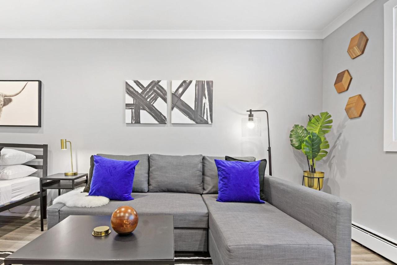 Sophisticated Studio Apartment With Modern Kitchen - Oakdale Od2 Rep ชิคาโก ภายนอก รูปภาพ